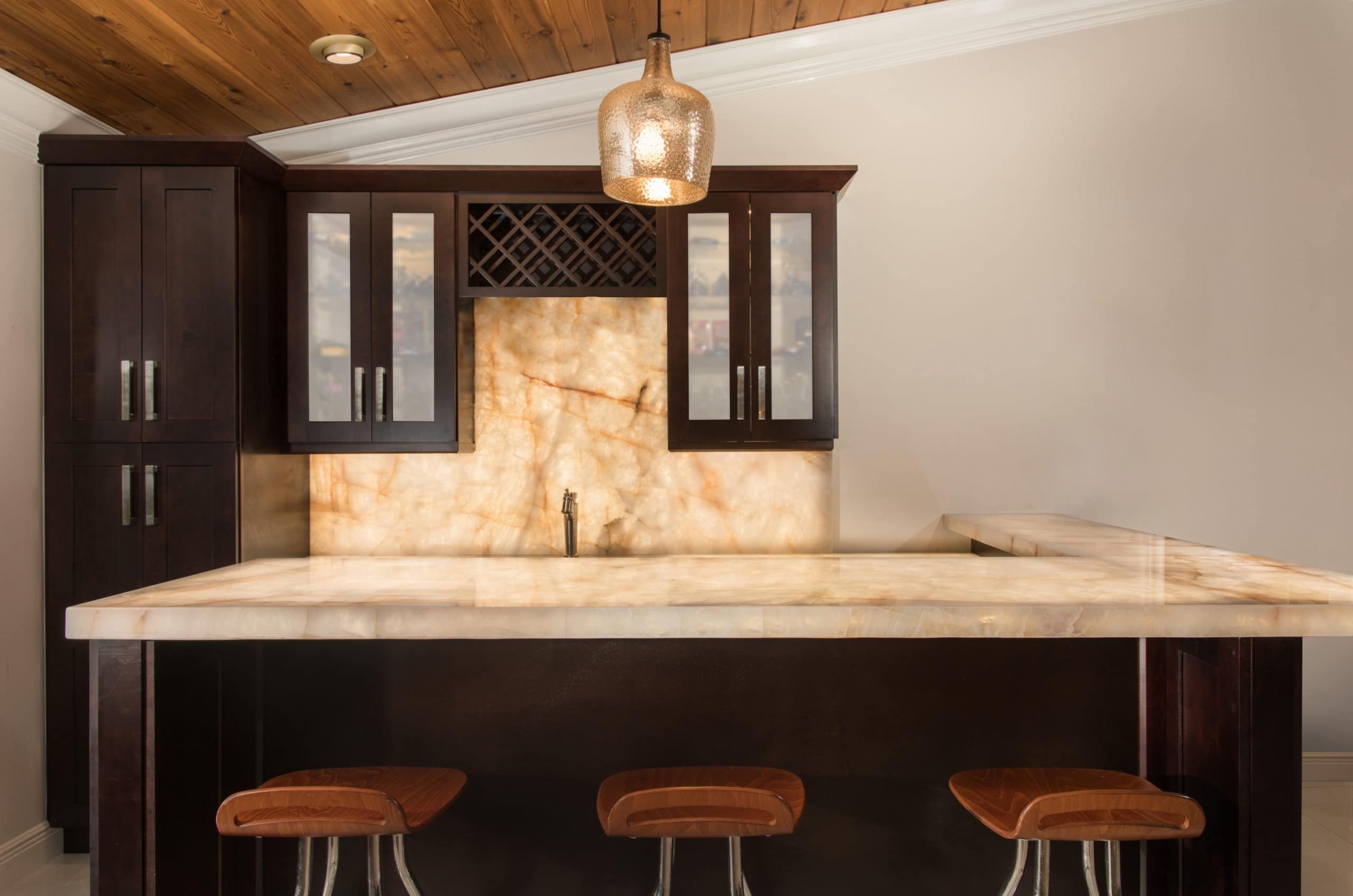 illuminated quartzite countertops