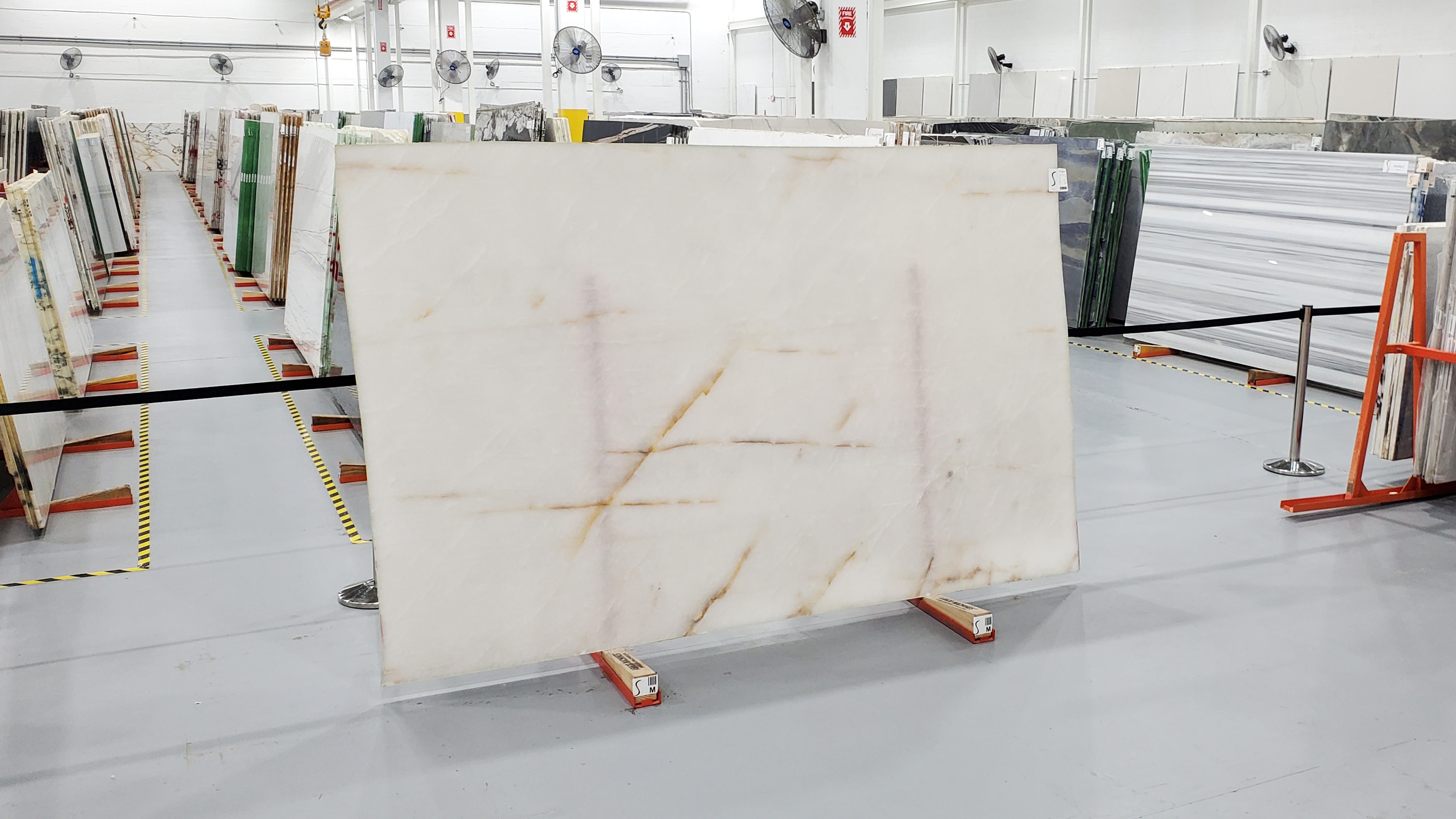 Cristallo Iceberg Quartzite By Primestones®