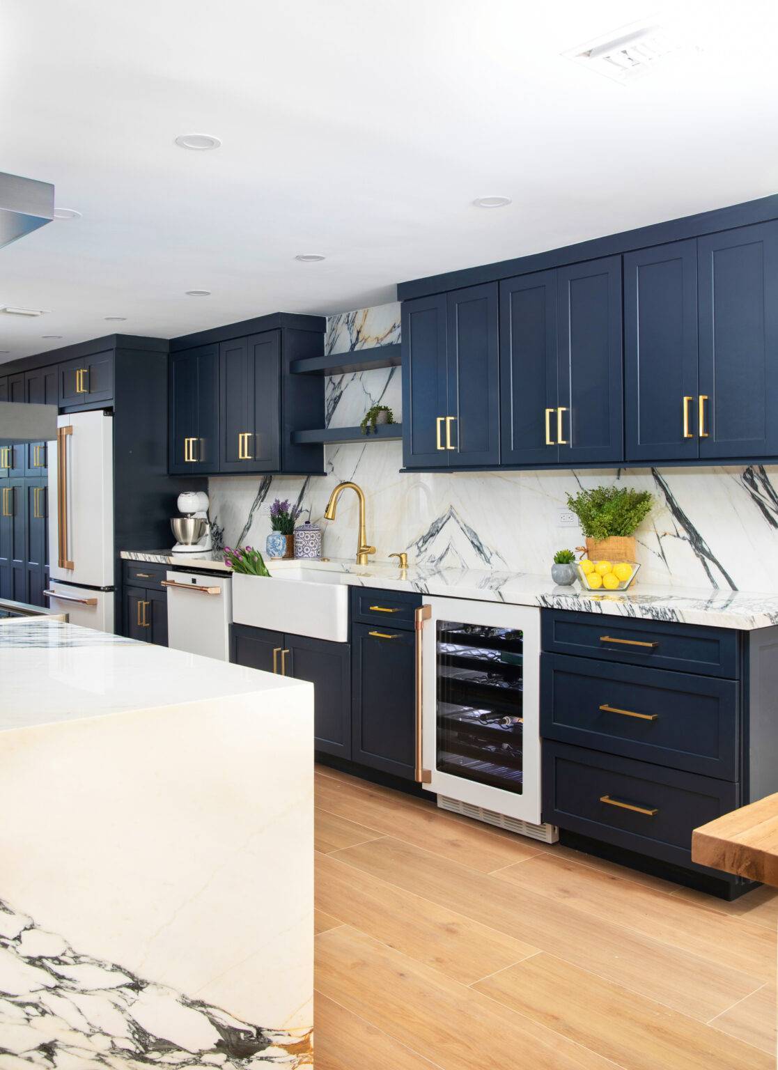 Callacata Arabescato Kitchen 2 2 1