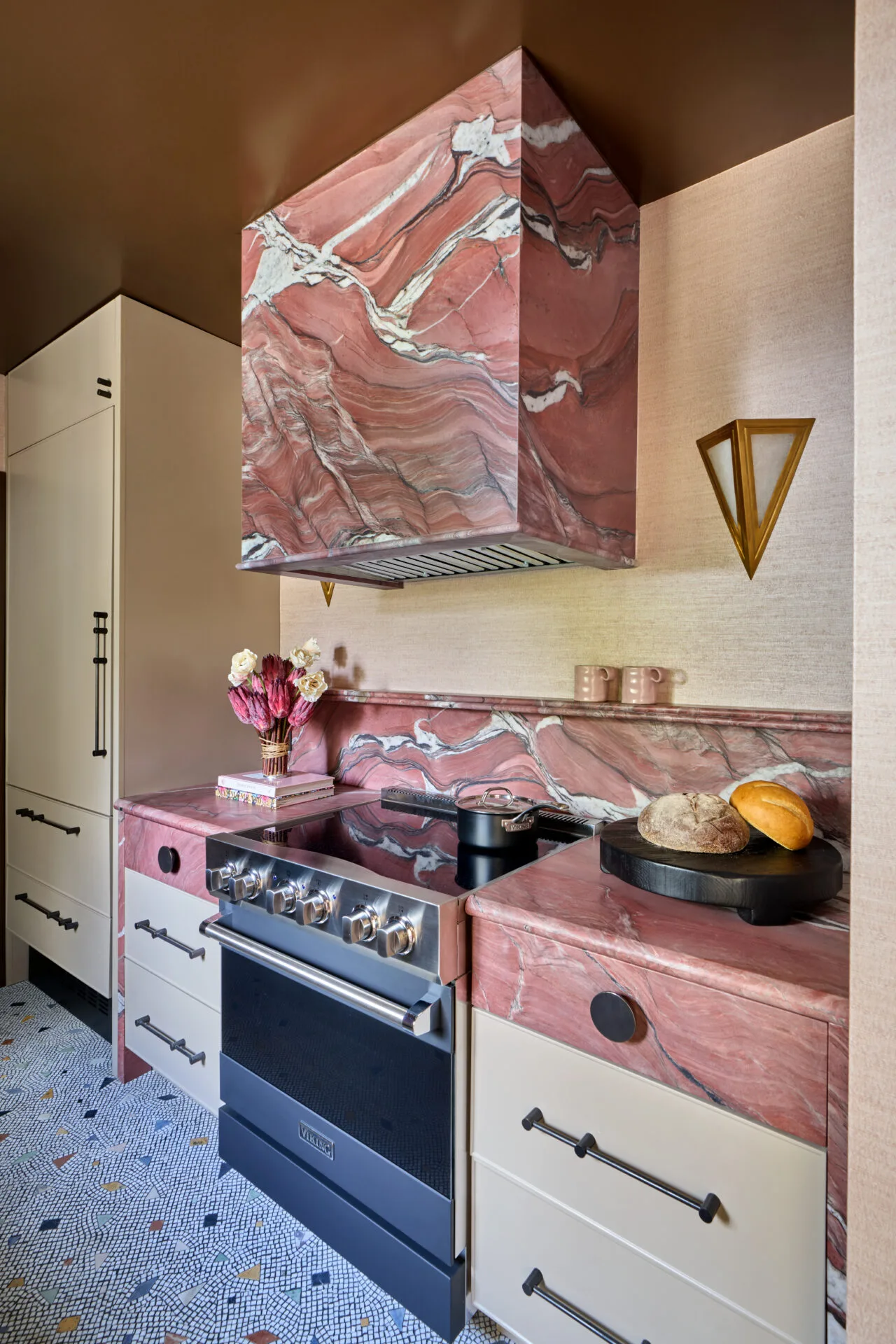 The Kips Bay Decorator Show House Palm Beach Stone Roundup 14 kips bay 2026 atone roundup 11